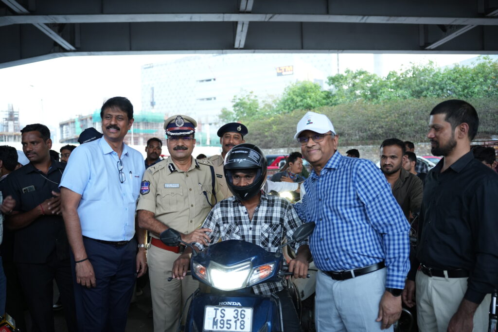 Sarvejana Foundation along with NTT Data India conducts Helmet Distribution Drive in Hyderabad